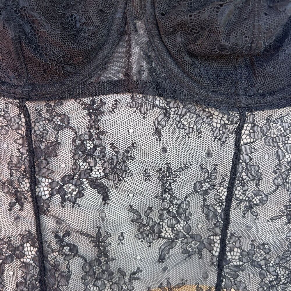 Urban Outfitters Out From Under Black Floral Lace Corset Top Womens Large NWT - Picture 2 of 5